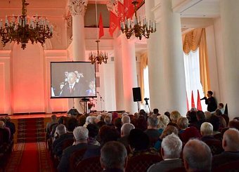 100-летие Красной Армии и 25-летие воссоздания Компартии. 100-летие Красной Армии и 25-летие воссоздания Компартии.