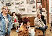 Делегация ефремовских коммунистов посетила Дом-музей И.А.Бунина Делегация ефремовских коммунистов посетила Дом-музей И.А.Бунина