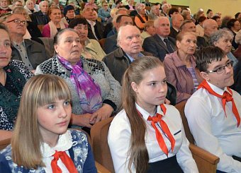 Тульский обком КПРФ провел чествование детей войны с презентацией книги.