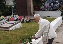 Тульские коммунисты в День памяти и скорби почтили память героев ВОВ Тульские коммунисты в День памяти и скорби почтили память героев ВОВ