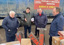 Тульский обком принял участие в формировании 107-го гуманитарного конвоя от КПРФ Тульский обком принял участие в формировании 107-го гуманитарного конвоя от КПРФ