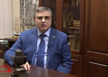 Олег Смолин. И это российское образование?!