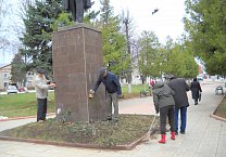 Веневский райком КПРФ продолжил серию Ленинских коммунистических субботников в Тульском регионе