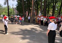 Тульский обком провел патриотическую акцию Тульский обком провел патриотическую акцию