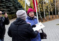 Ефремовский горком КПРФ провел автопробег, посвященный 100-летию комсомола