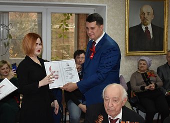 На круглом столе в Туле, посвященном годовщине Великого Октября, выступили Николай Арефьев и Сергей Удальцов