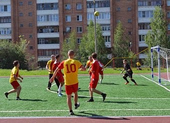 Тульский обком КПРФ  провел турнир по мини-футболу.