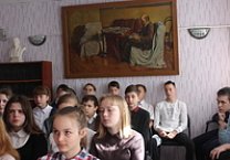 Ефремовские коммунисты рассказывают школьникам о Ленине
