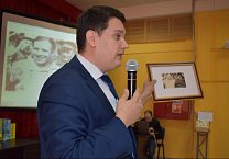 Тульский обком КПРФ организовал для школьников видеомост с космонавтом Олегом Новицким