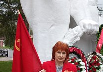 В Тульской области члены КПРФ почтили память героев Великой Отечественной войны в день 75-летия Великой Победы!