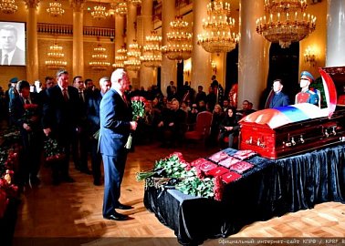 Г.А. Зюганов принял участие в церемонии прощания с В.В. Жириновским