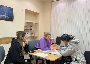 Депутат Тульской городской Думы от фракции КПРФ Елена Чекан провела очередной приём граждан