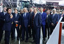 Депутаты фракции КПРФ посетили международную выставку «АГРОСАЛОН-2026»