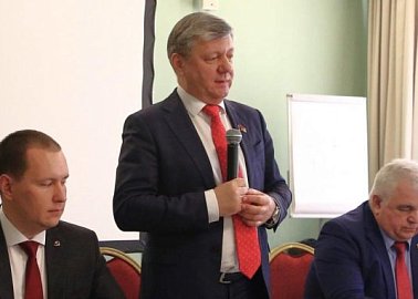 Дмитрий Новиков: За первые 10 лет работы Центр политической учёбы провел подготовку свыше 1700 слушателей