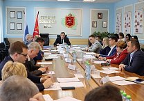 Алексей Лебедев принял участие в заседании Совета областной Думы, на котором выступил первый заместитель Губернатора - председатель Правительства Тульской области Михаил Пантелеев Алексей Лебедев принял участие в заседании Совета областной Думы, на котором выступил первый заместитель Губернатора - председатель Правительства Тульской области Михаил Пантелеев
