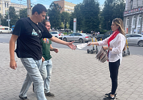 В Тульской области продолжаются раздачи партийных газет