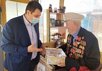 Тульский обком КПРФ поздравил с 95-летием своего однопартийца - ветерана, участника Парада на Красной площади 7 ноября 1941 года Алексея Ивановича Тимофеева