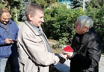 Ефремовские коммунисты приняли в свои ряды новых товарищей
