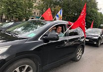 Тульский обком провел патриотический автопробег «За Родину! За народ России! За нашу Победу!»