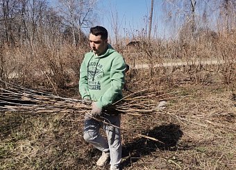 Тульские коммунисты проводят ленинские субботники по всему региону Тульские коммунисты проводят ленинские субботники по всему региону