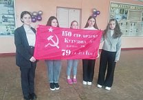 Тульский обком партии продолжает организовывать патриотические уроки для школьников Тульский обком партии продолжает организовывать патриотические уроки для школьников