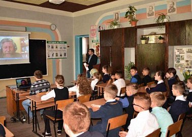 Тульский обком КПРФ организовал для кимовских школьников телемост со знаменитым полярником Виктором Боярским