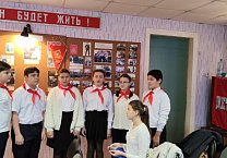 Коммунисты Ефремовского ГК КПРФ накануне Дня освобождения города Ефремова от немецко-фашистских захватчиков провели торжественное собрание Коммунисты Ефремовского ГК КПРФ накануне Дня освобождения города Ефремова от немецко-фашистских захватчиков провели торжественное собрание