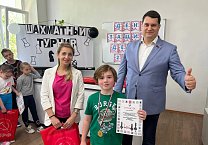 Первый секретарь Тульского обкома партии Алексей Лебедев поздравил юных шахматистов в День защиты детей