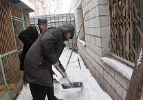 КПРФ провела субботник в приюте для животных