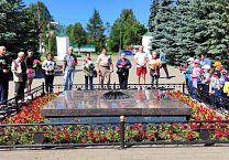 Коммунисты Ефремовского ГК КПРФ 22 июня почтили память погибших в Великой Отечественной войне Коммунисты Ефремовского ГК КПРФ 22 июня почтили память погибших в Великой Отечественной войне