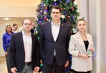 Тульские депутаты – коммунисты посетили детскую областную больницу