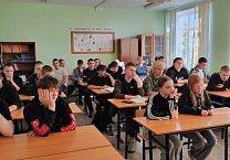 Ефремовский ГК КПРФ продолжает проводить патриотические уроки в учебных заведения города Ефремовский ГК КПРФ продолжает проводить патриотические уроки в учебных заведения города