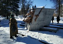 Коммунисты местных отделений КПРФ в Тульской области 23 февраля почтили память защитников своих городов