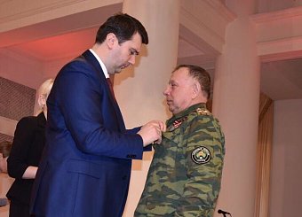 100-летие Красной Армии и 25-летие воссоздания Компартии. 100-летие Красной Армии и 25-летие воссоздания Компартии.