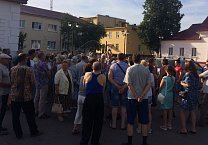 Оштрафованная судом депутат-коммунист Галина Лазурейкис не испугалась и продолжит защищать своих земляков!