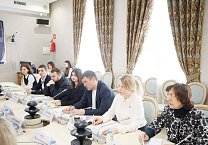 Елена Чекан приняла участие в заседании рабочей группы по вопросам образования Елена Чекан приняла участие в заседании рабочей группы по вопросам образования