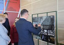 Депутаты фракции КПРФ в Тульской городской Думе посетили выставку «Битва за Москву» которая открылась в парке «Патриот-Тула»