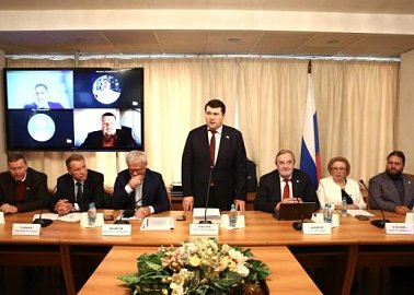 Олег Лебедев провёл в Государственной Думе круглый стол, посвященный продовольственной безопасности, развитию пчеловодства и охране окружающей среды