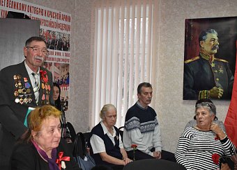На круглом столе в Туле, посвященном годовщине Великого Октября, выступили Николай Арефьев и Сергей Удальцов
