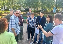 На митинге против пенсионной "реформы" в Суворове жители потребовали отставки местного главы