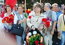 Коммунисты Узловой приняли участие в общегордском шествии