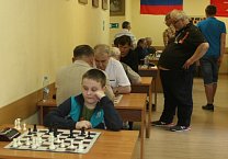 Коммунисты Черни поддержали любителей шахмат