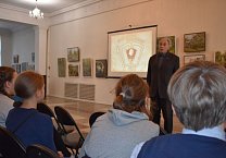 В Туле открылась выставка, посвященная 100-летию комсомола