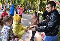 Тульские коммунисты организовали праздник для детей Тульские коммунисты организовали праздник для детей