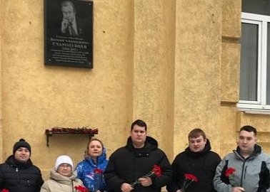Тульские коммунисты почтили память своего знаменитого земляка Василия Стародубцева