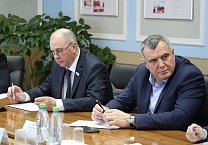Светлана Белоус провела заседание комитета Тульской областной Думы Светлана Белоус провела заседание комитета Тульской областной Думы