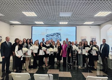 Светлана Белоус приняла участие во встрече депутатов с участницами автономной некоммерческой организации «Жены героев» Тульской области в тульском филиале Государственного исторического музея