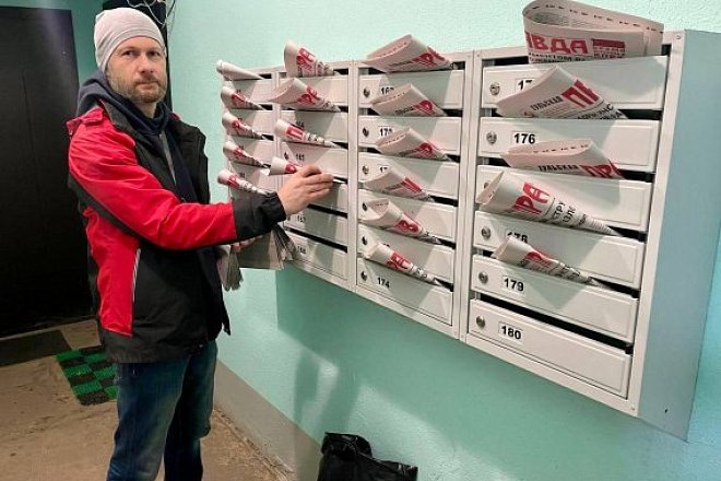 В Пролетарском районе идут агитационные рейды, в ходе которых жителей знакомят с Заявлением Президиума ЦК КПРФ «Сделать выборы инструментом развития и сплочения, а не разложения общества!»