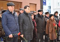 Памятная доска народному губернатору В.А. Стародубцеву открыта в Туле