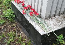 Тульские коммунисты совместно с Пролетарским районным комитетом ЛКСМ РФ г.Тулы провели Коммунистическую маевку в Туле